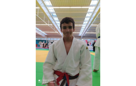 THOMAS LECRIVAIN CHAMPION BFC MINIMES EN -73KG